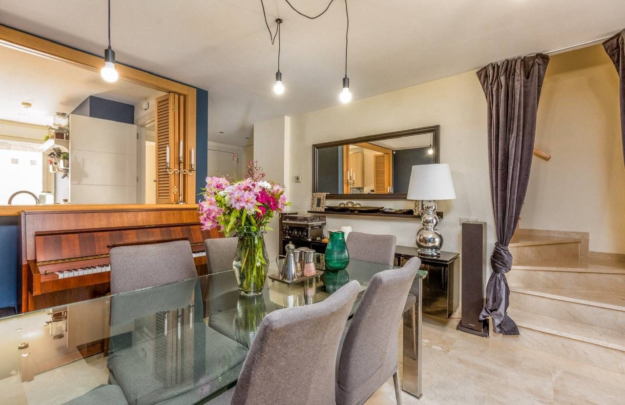 Casa Adosada de 3 Dormitorios en venta en Mijas