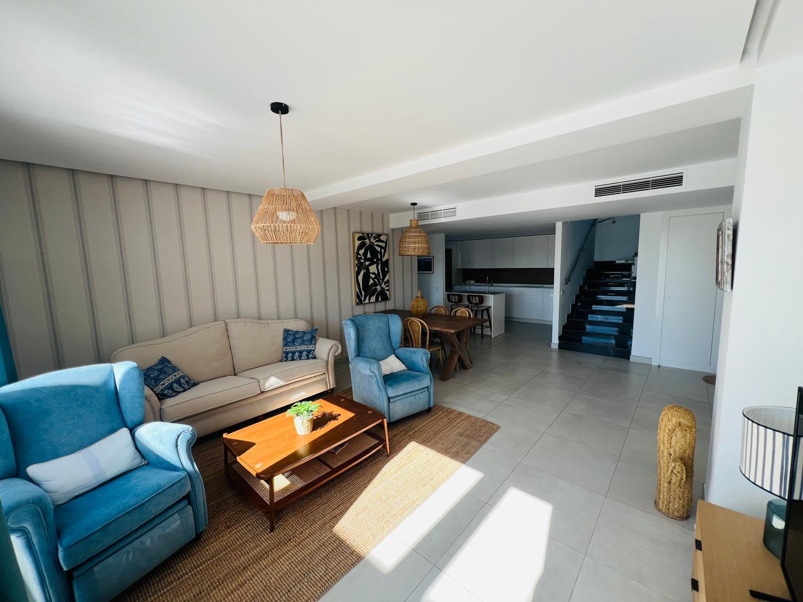 Ático de 3 Dormitorios y 3 Baños en venta en Los Monteros, Marbella