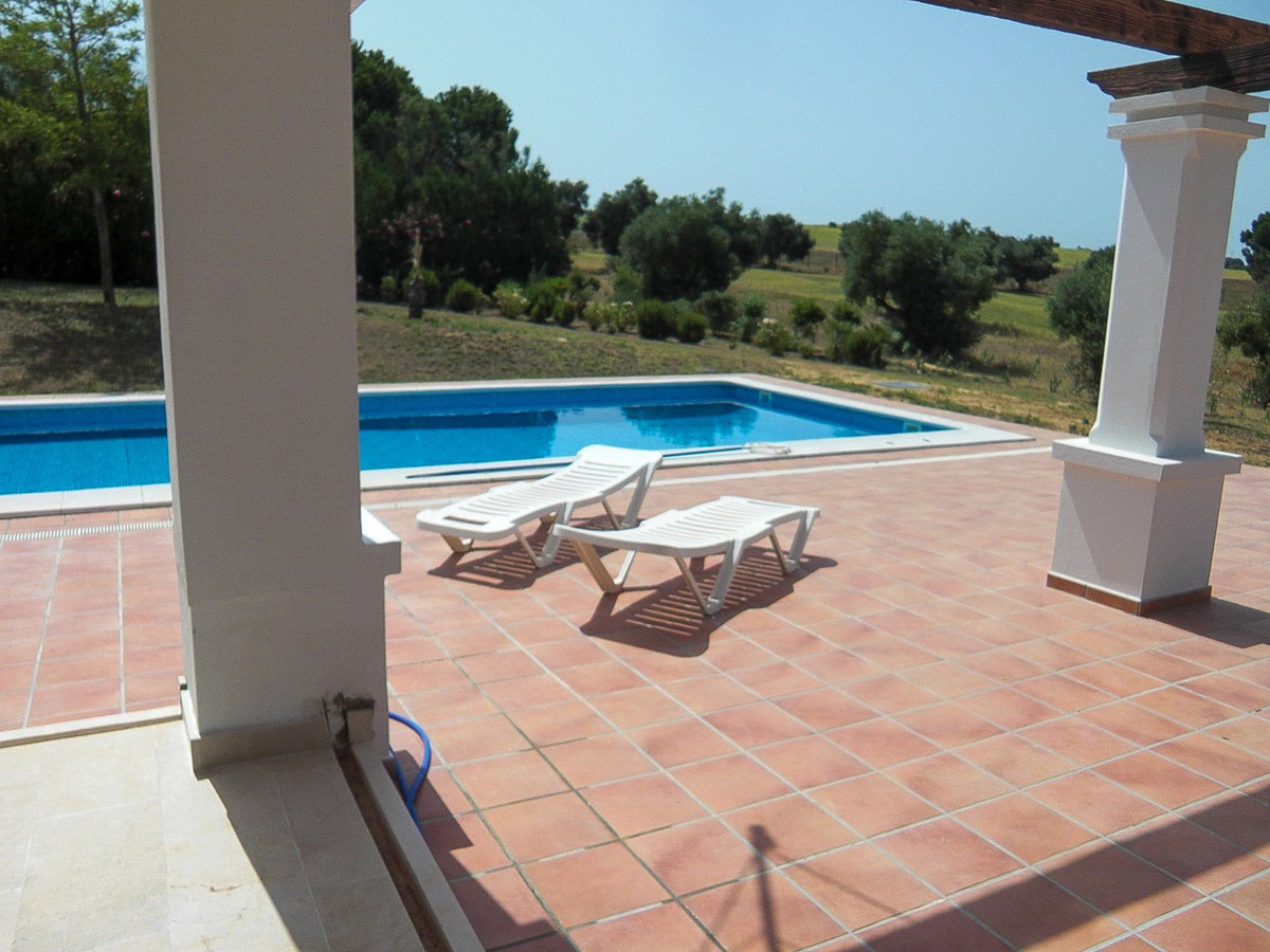 Casa de 4 Dormitorios y 3 Baños en venta en Arcos de la Frontera
