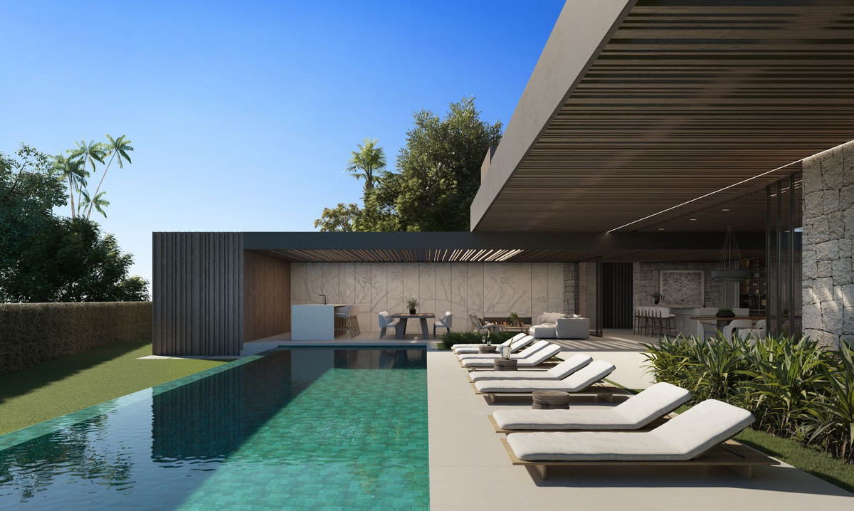 Casa de 6 Dormitorios en venta en Nueva Andalucía, Marbella