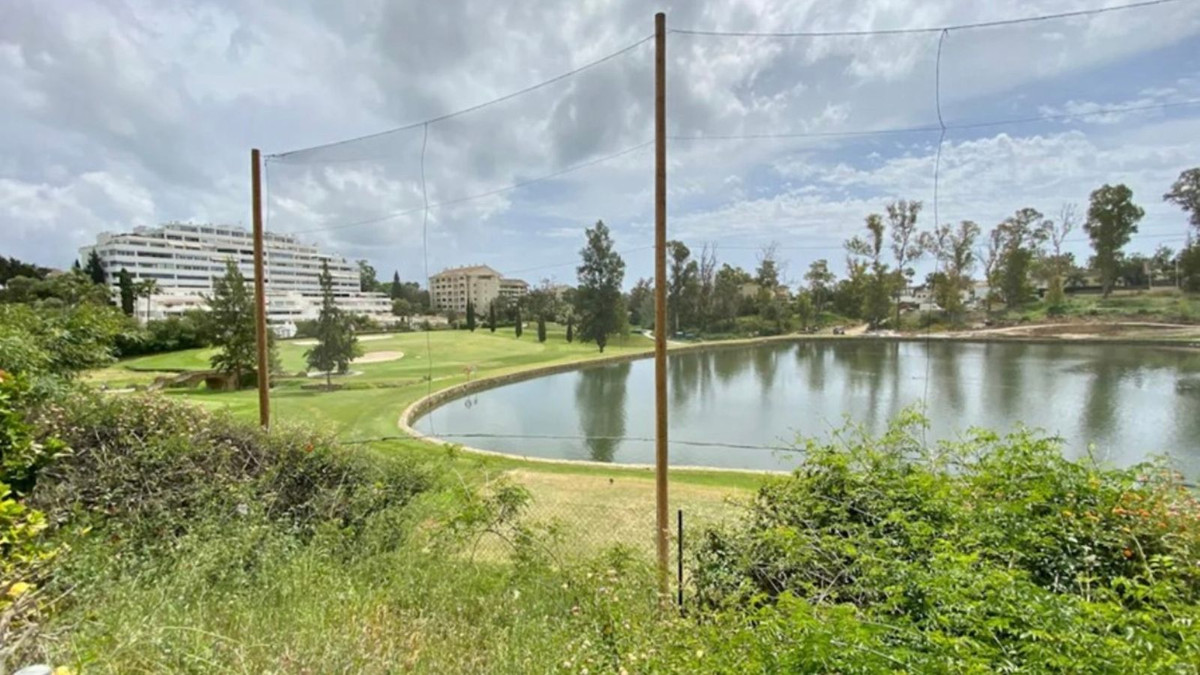 Piso de 3 Dormitorios en venta en Guadalmina Alta, San Pedro de Alcántara