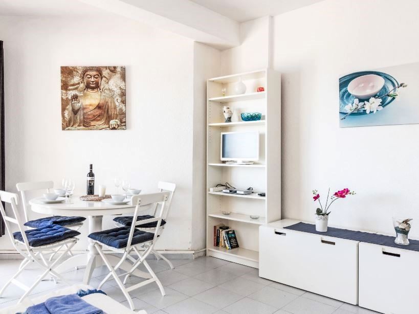 Piso de 1 Dormitorio y 1 Baño en venta en Torremolinos