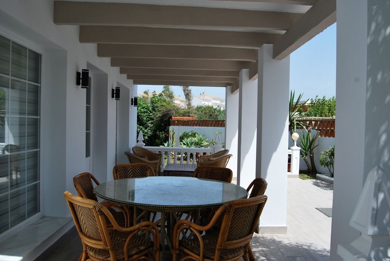 3 Bed - Villa for Sale in Cabopino, Marbella