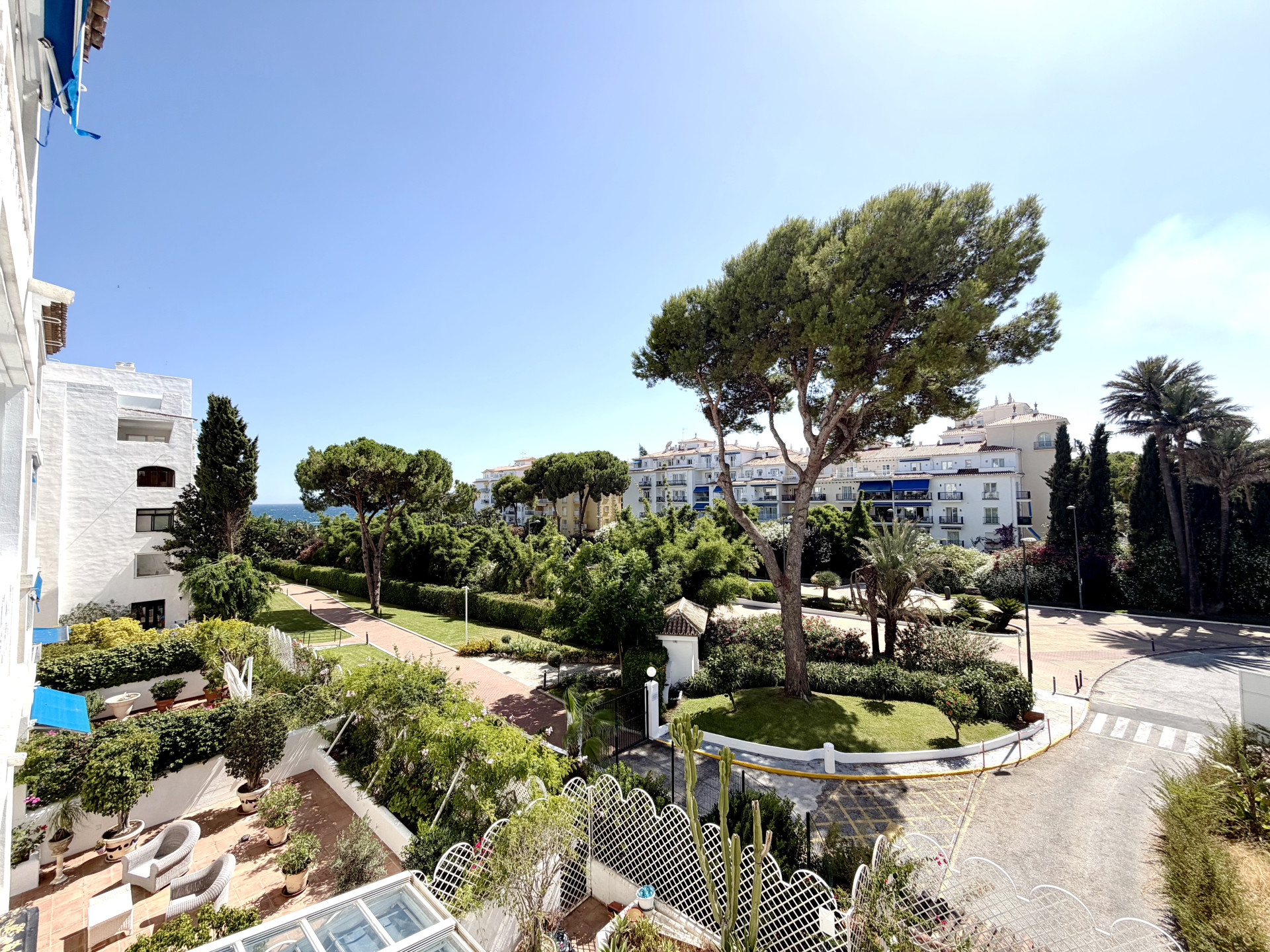 Piso de 2 Dormitorios en venta en Puerto Banús, Marbella