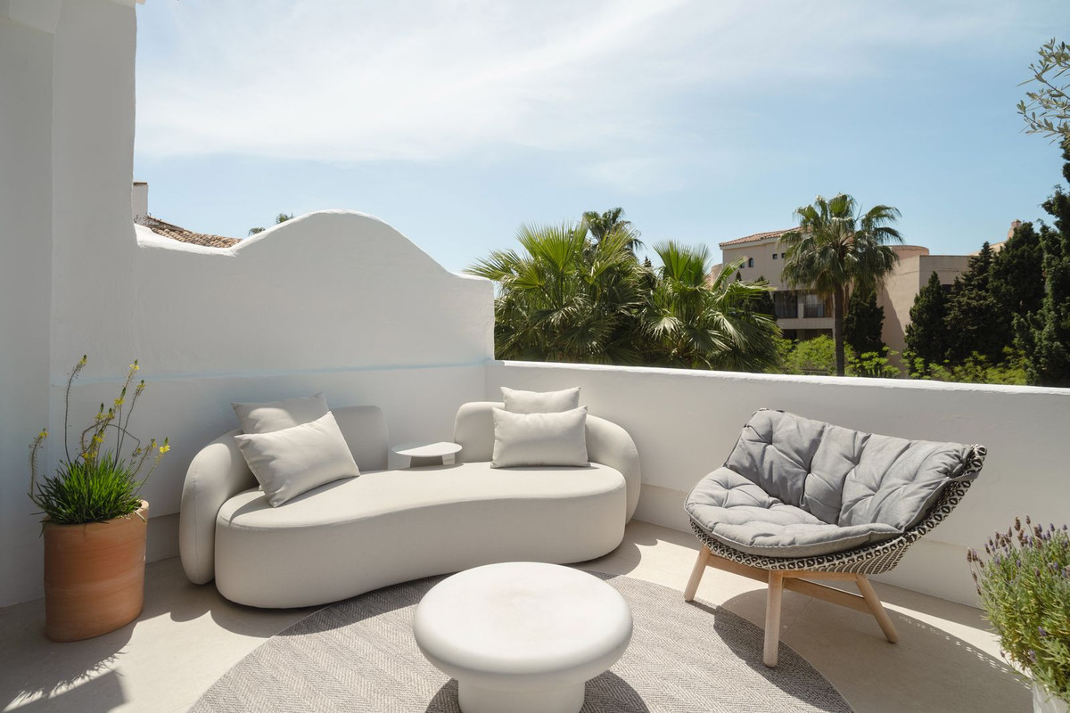 Ático de 3 Dormitorios en venta en Puerto Banús, Marbella