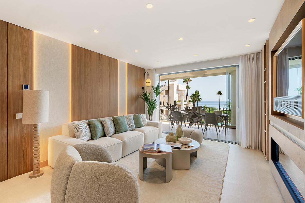 Piso de 3 Dormitorios y 2 Baños en venta en Estepona