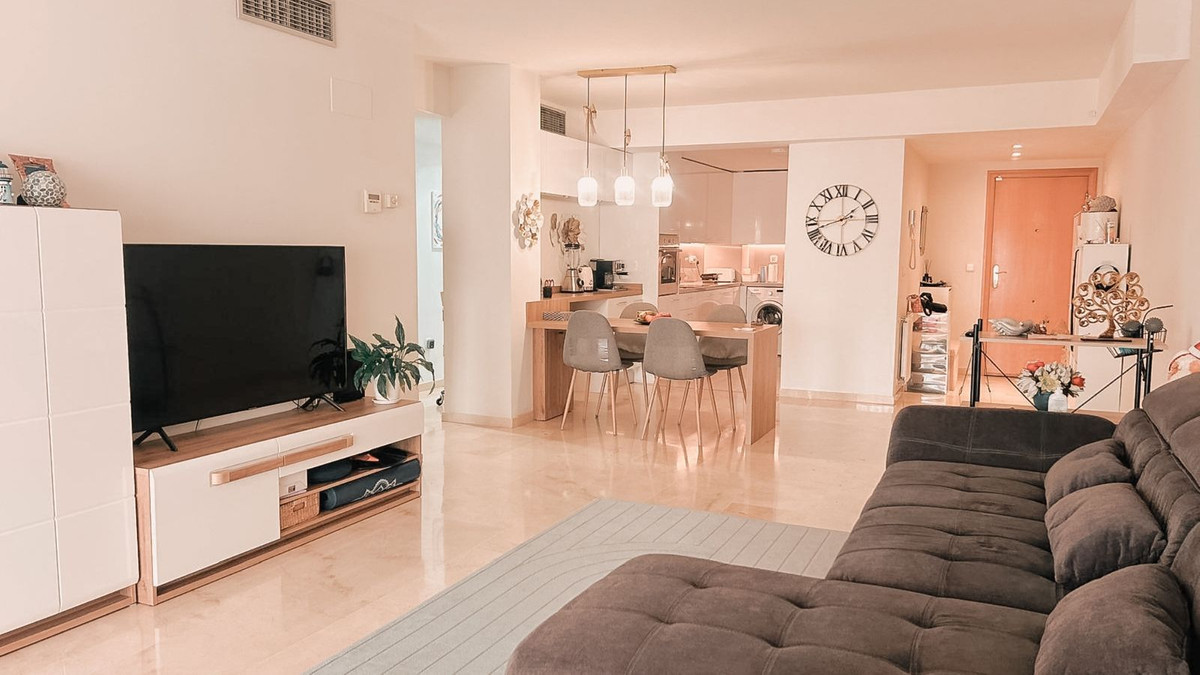 Piso de 3 Dormitorios en venta en Guadalmina Alta, San Pedro de Alcántara
