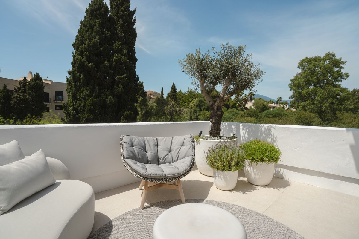 Ático de 3 Dormitorios en venta en Puerto Banús, Marbella