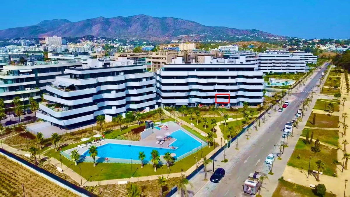 Piso de 2 Dormitorios en venta en Torremolinos