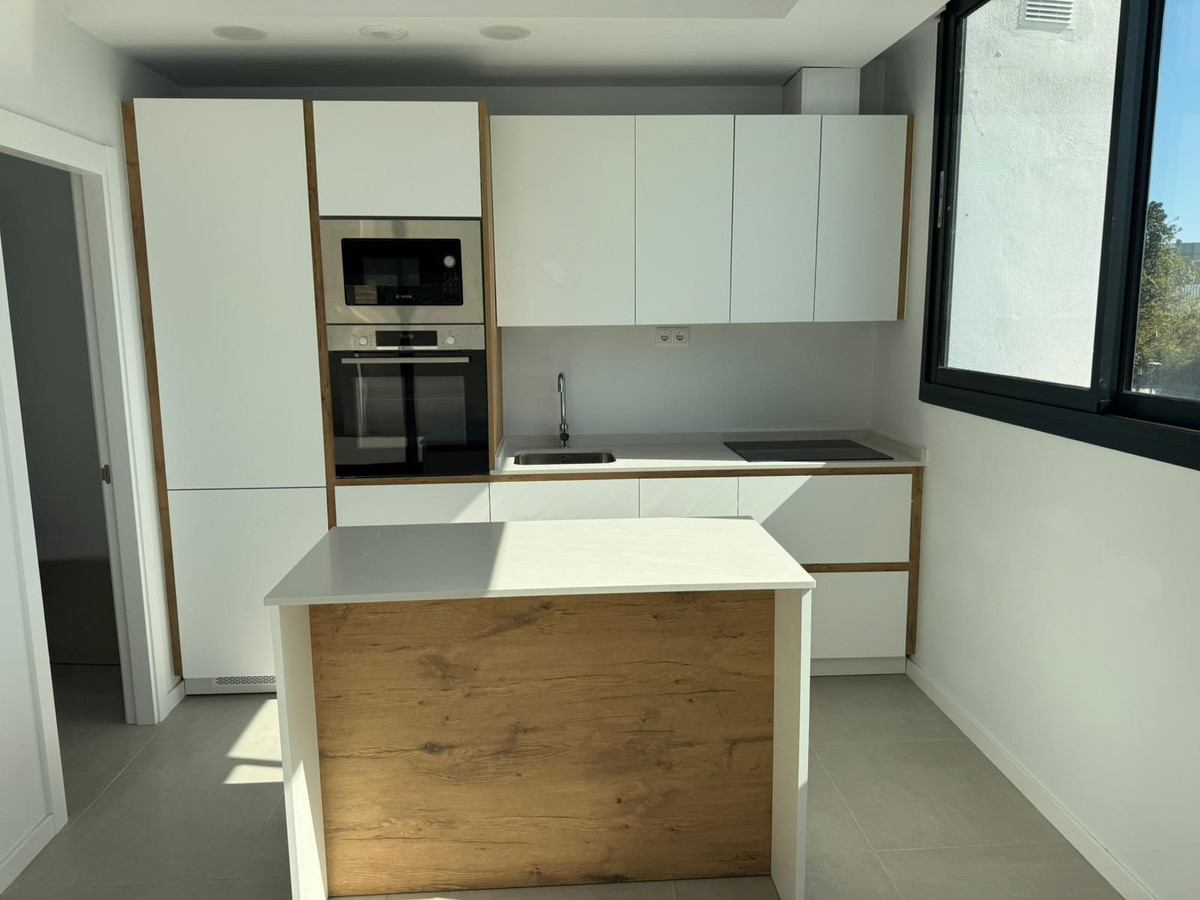 Ático de 2 Dormitorios en venta en Estepona