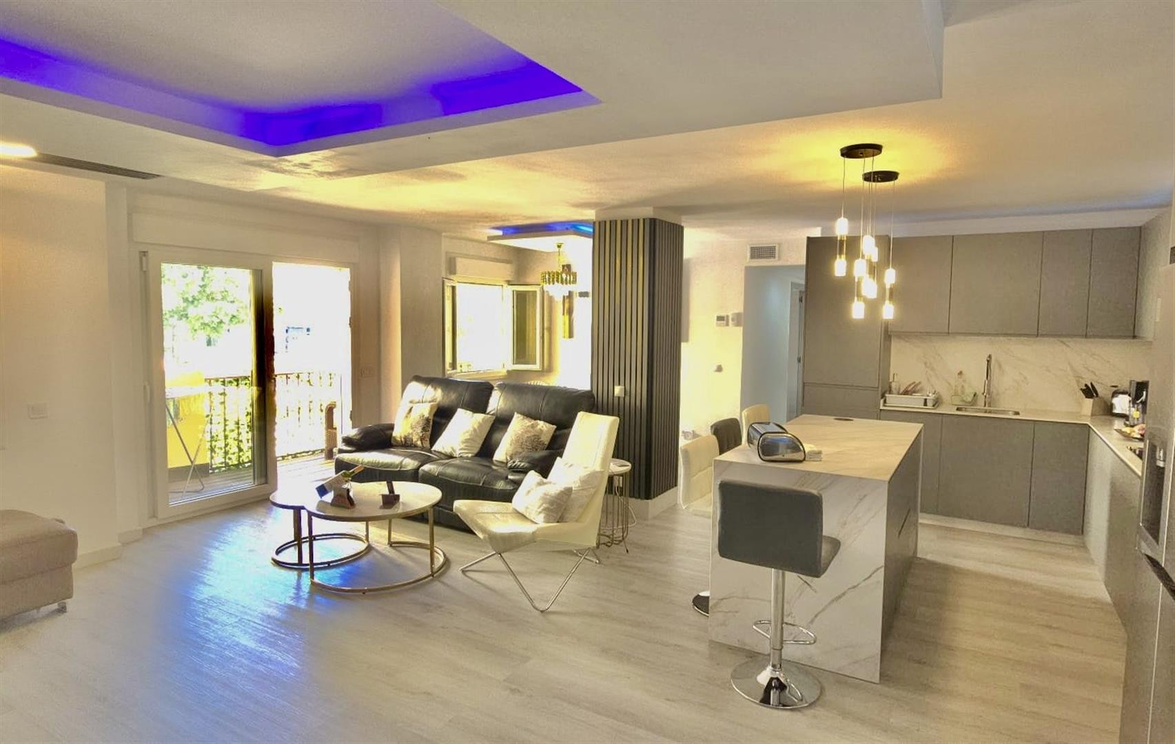 Piso de 3 Dormitorios y 2 Baños en venta en Marbella Centro