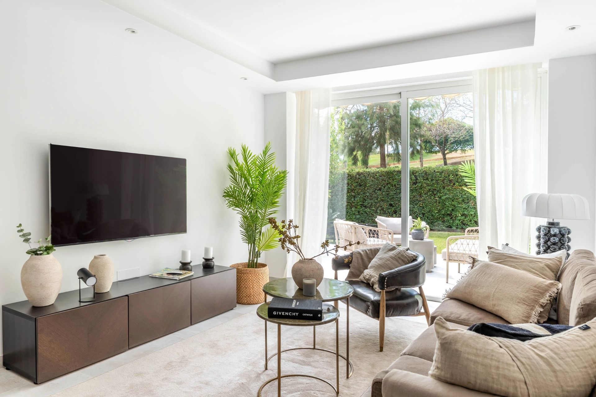Piso de 3 Dormitorios en venta en Benahavís