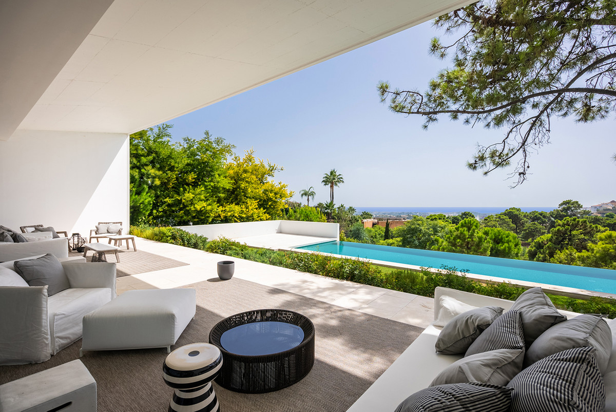 Casa de 6 Dormitorios y 6 Baños en venta en Benahavís