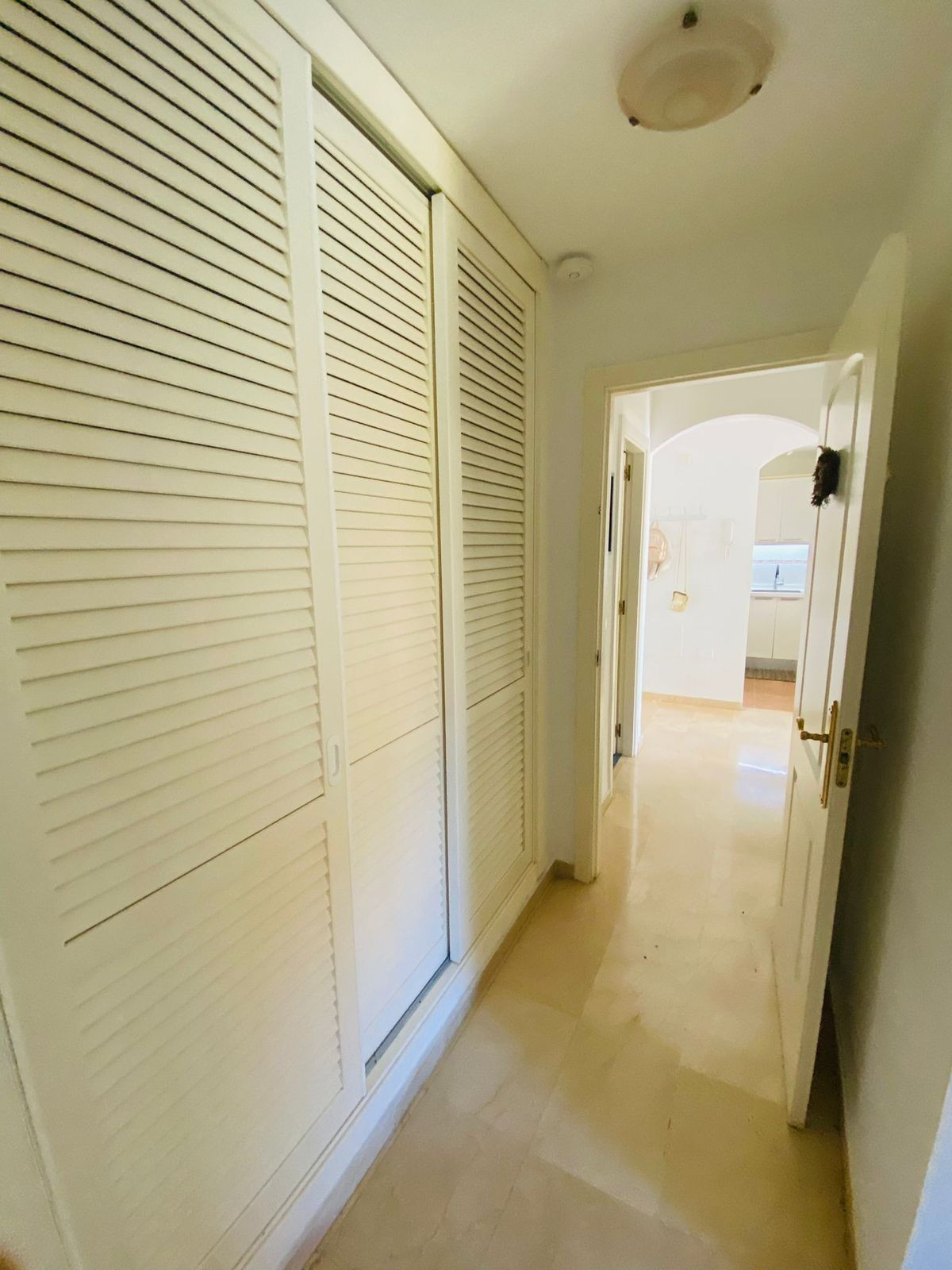 Piso de 2 Dormitorios en venta en Riviera del Sol, Mijas
