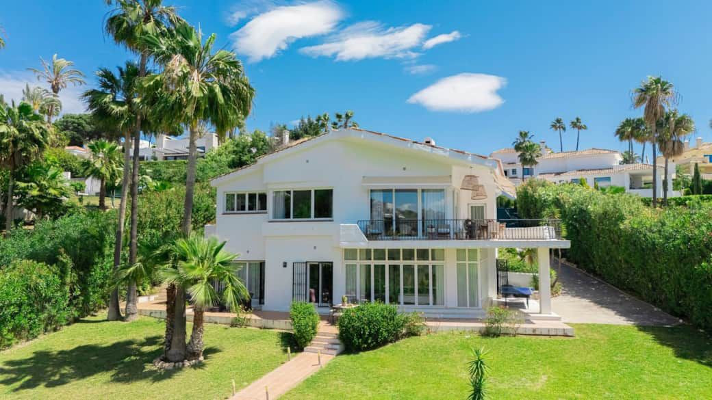 Casa de 4 Dormitorios y 3 Baños en venta en Nueva Andalucía, Marbella