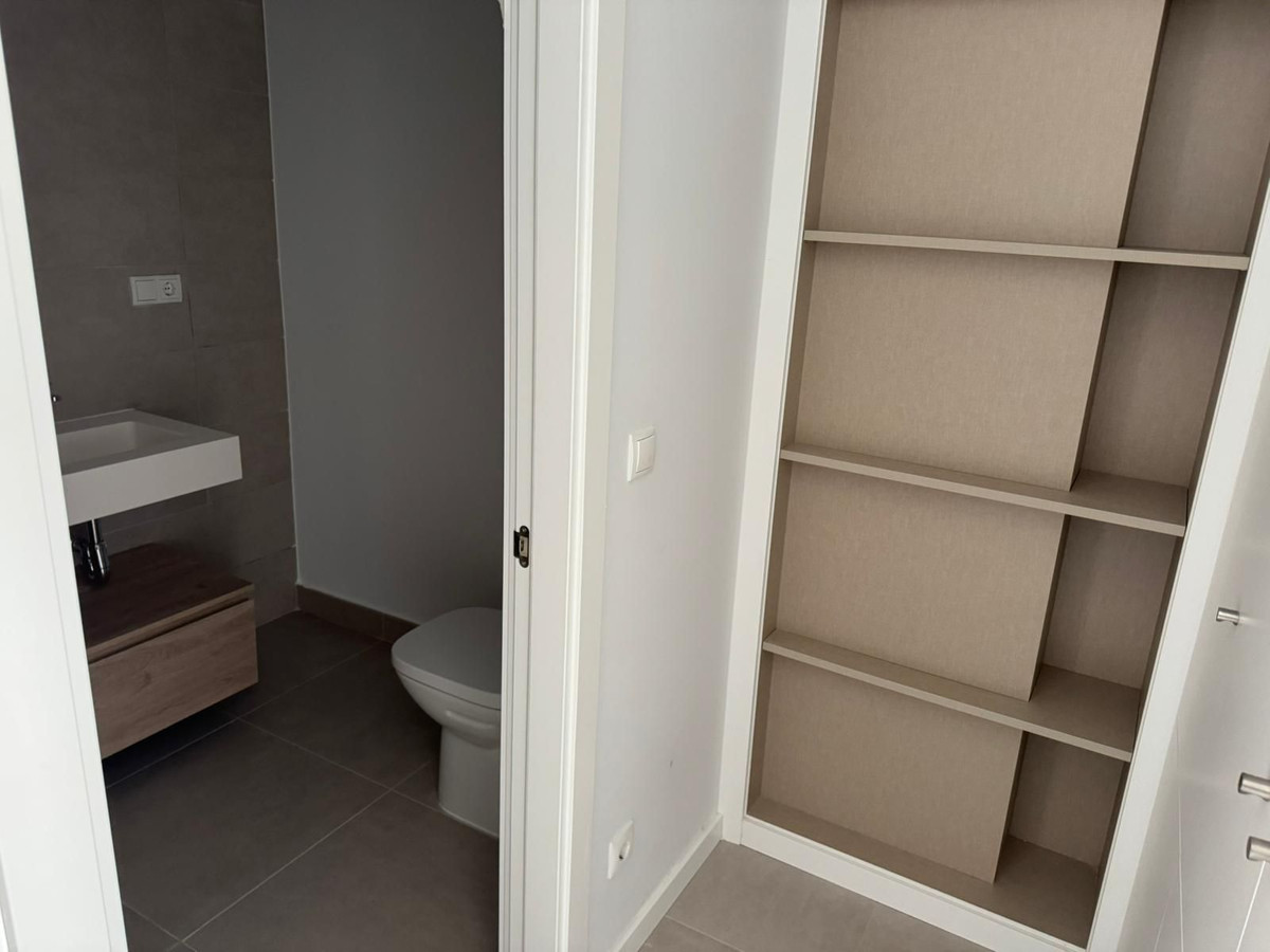 Ático de 2 Dormitorios en venta en Estepona