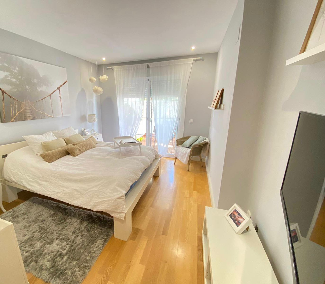 Piso de 2 Dormitorios y 2 Baños en venta en Nagüeles, Marbella