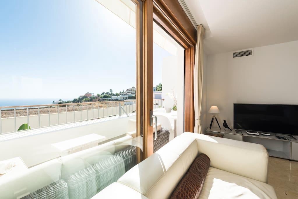 2 Bed - Apartment Holiday Rental in Marbella