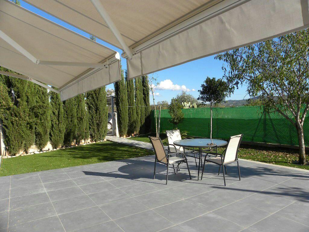 Casa de 5 Dormitorios y 9 Baños en venta en Cala de Bou, Sant Antoni de Portmany