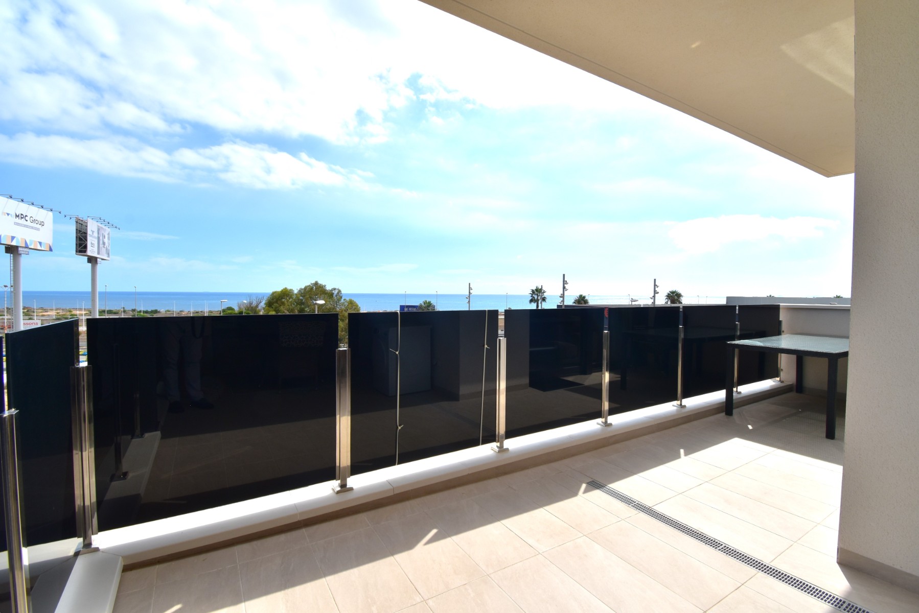 Piso de 3 Dormitorios y 2 Baños en venta en Orihuela Costa