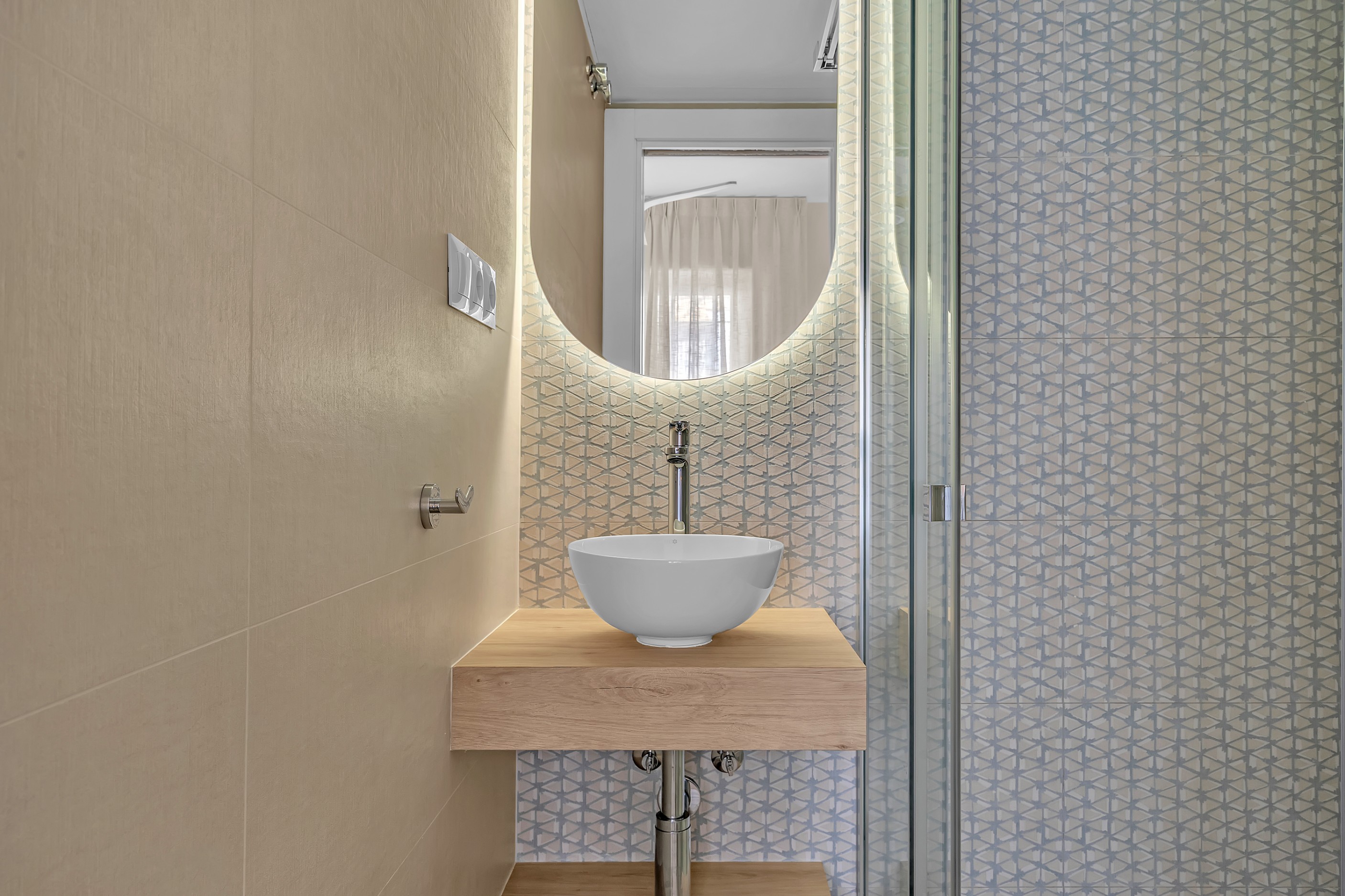 Casa Adosada de 4 Dormitorios y 4 Baños en alquiler vacacional en Milla de Oro, Marbella