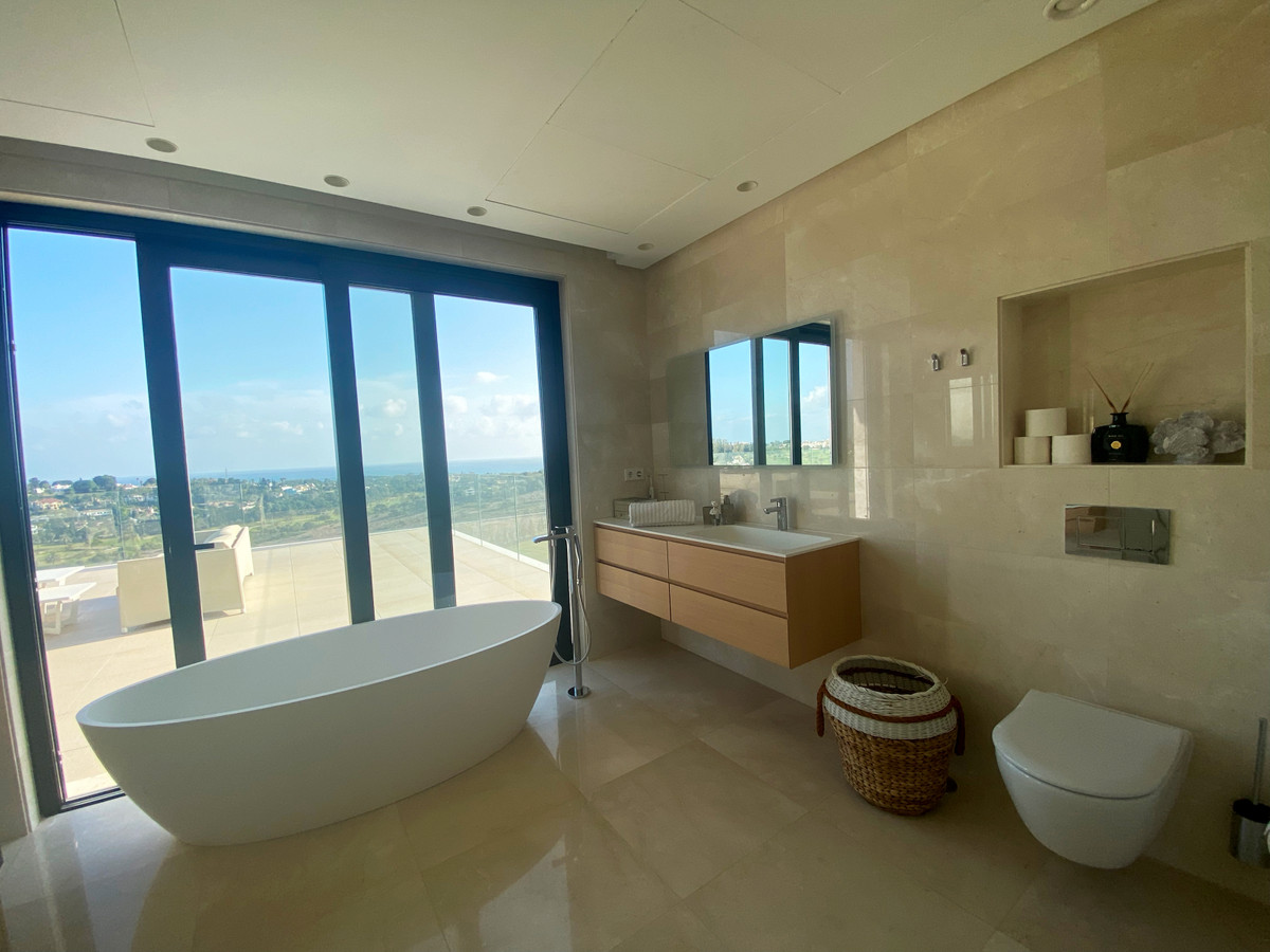 Casa de 5 Dormitorios y 5 Baños en venta en El Paraíso