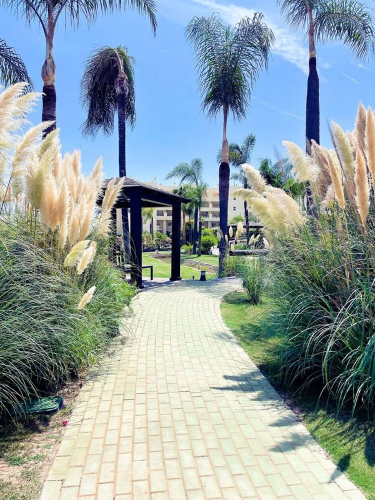 Piso de 2 Dormitorios y 2 Baños en venta en Mijas