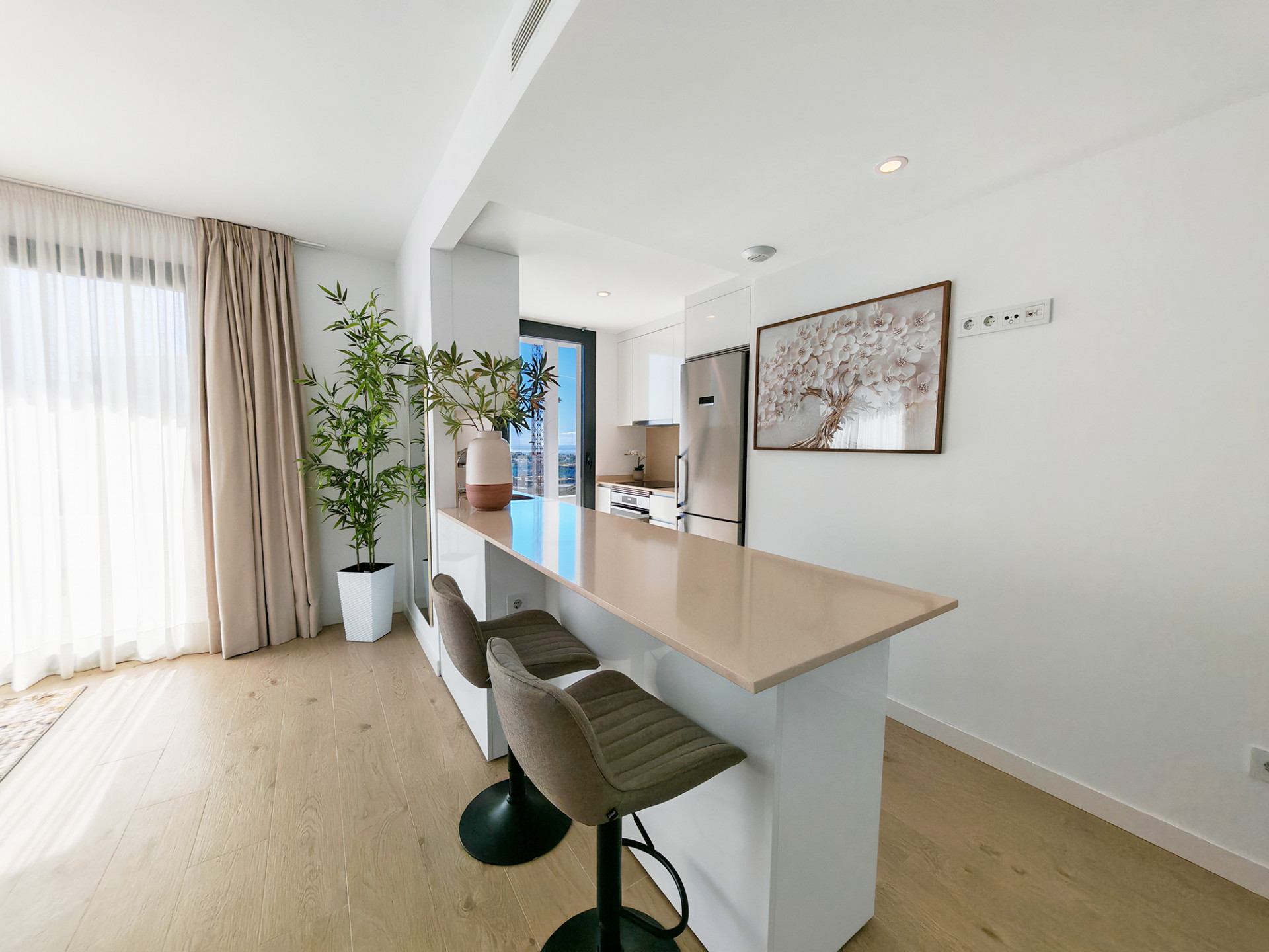 Piso de 2 Dormitorios y 2 Baños en venta en Estepona
