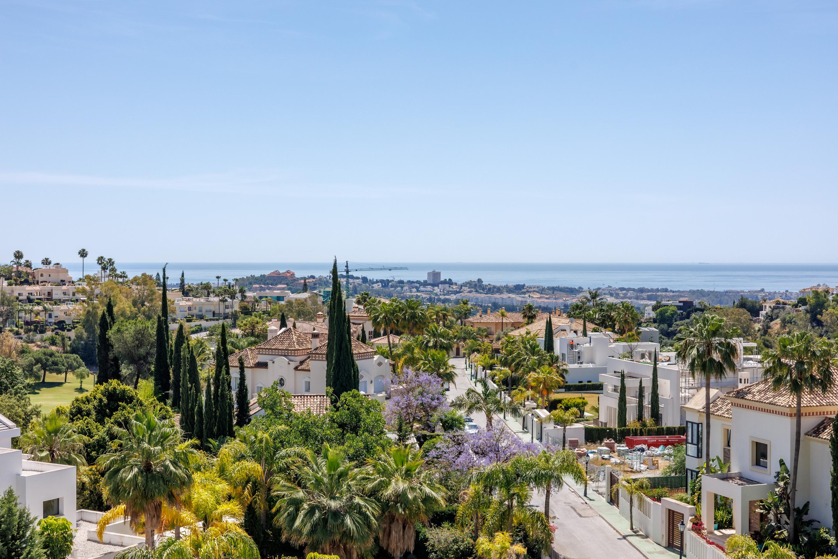 Piso de 3 Dormitorios y 2 Baños en venta en La Quinta, Benahavís