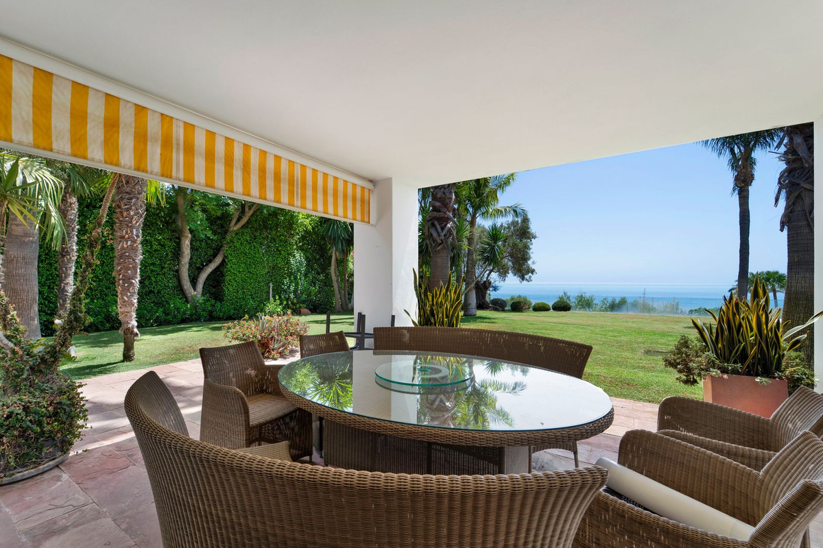 5 спални - Вила за продажба в Marbella