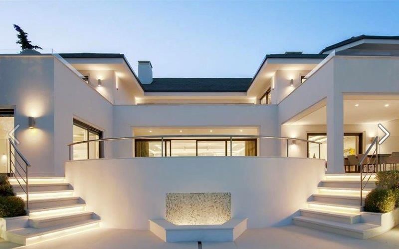 Casa de 6 Dormitorios y 6 Baños en venta en Marbella