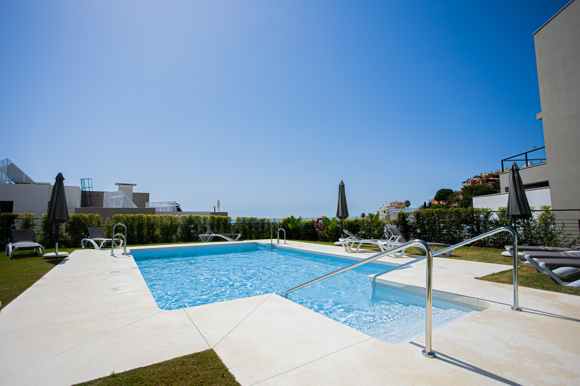 Piso de 2 Dormitorios y 2 Baños en venta en Nueva Andalucía