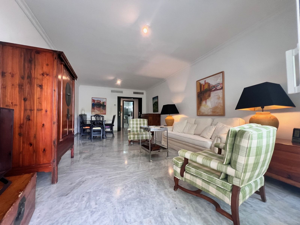 Piso de 3 Dormitorios en alquiler en Guadalmina Baja, San Pedro de Alcántara