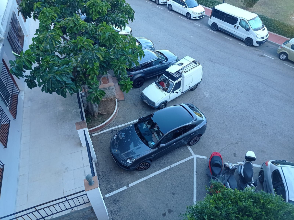 Piso de 2 Dormitorios y 1 Baño en venta en Marbella