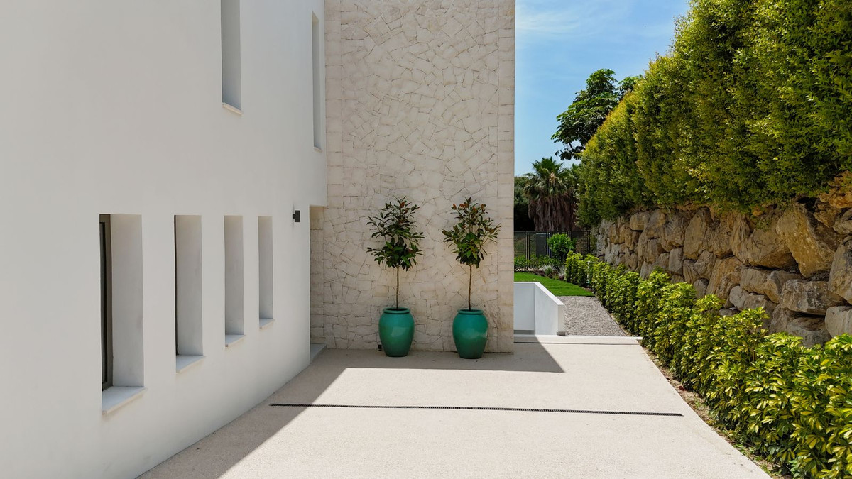 Casa de 4 Dormitorios en venta en Estepona