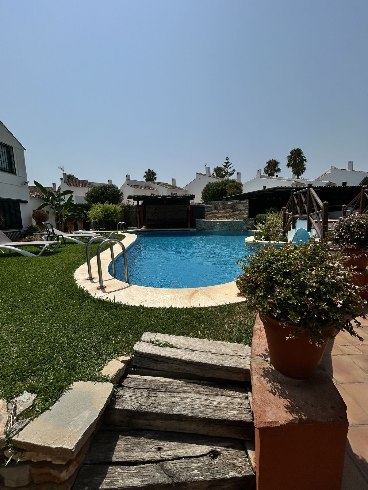 Casa Adosada de 3 Dormitorios y 2 Baños en venta en San Pedro de Alcántara