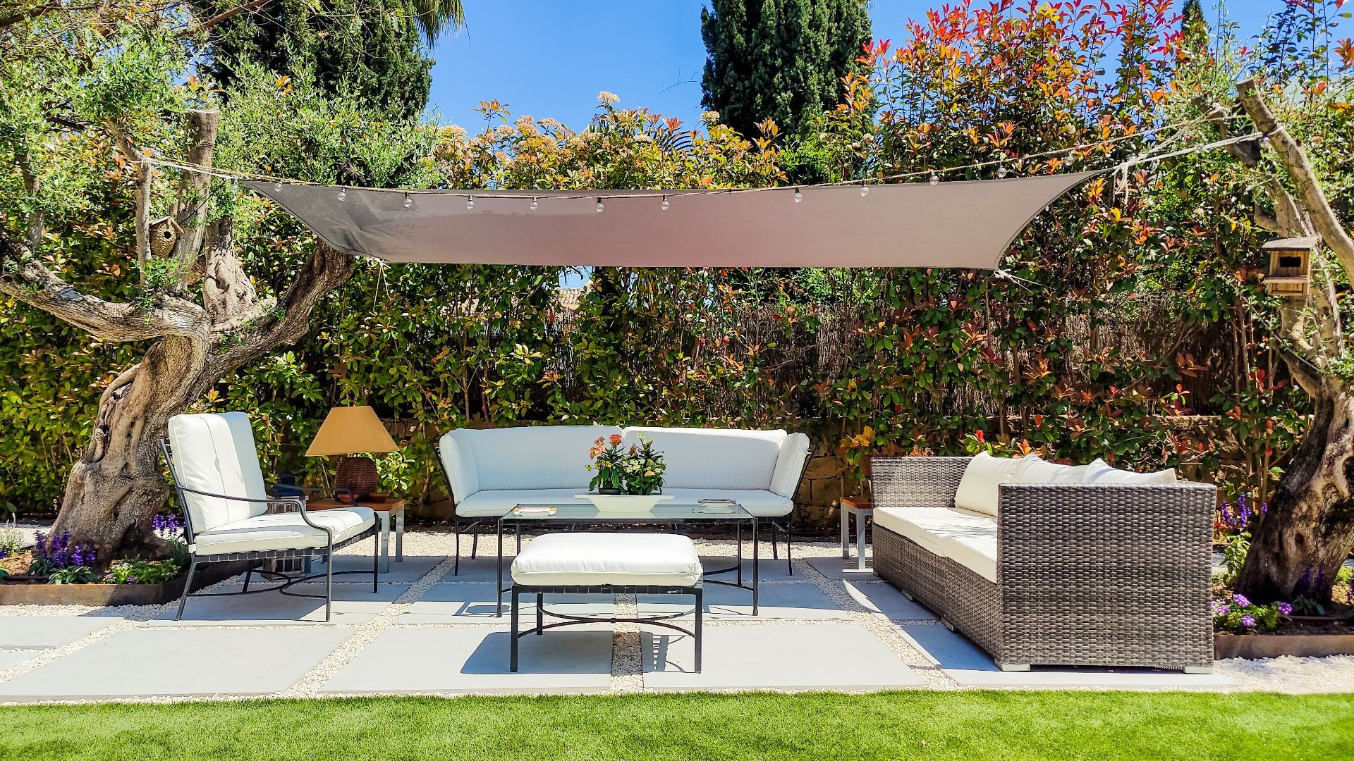 Casa de 5 Dormitorios en venta en Milla de Oro, Marbella