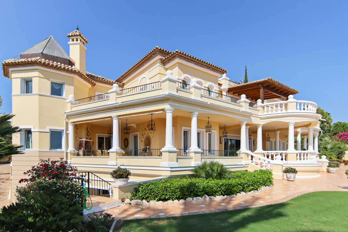 Casa de 5 Dormitorios y 5 Baños en venta en El Paraíso