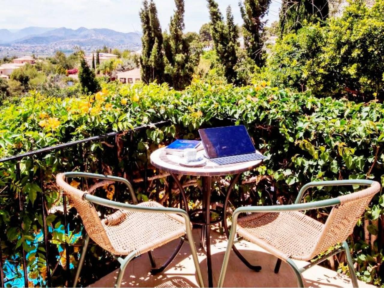 Casa Adosada de 4 Dormitorios y 3 Baños en venta en Xàbia