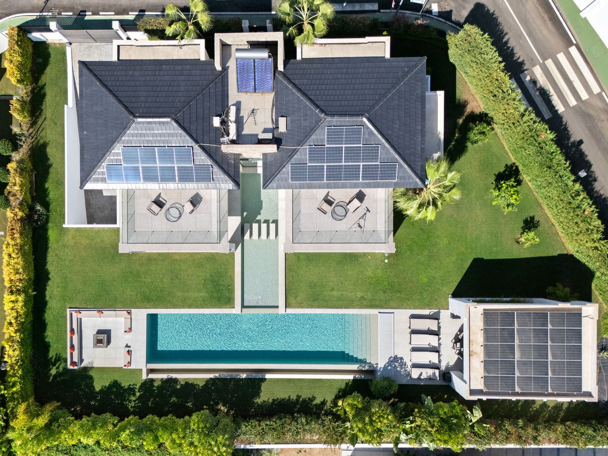 Casa de 6 Dormitorios en venta en Benahavís