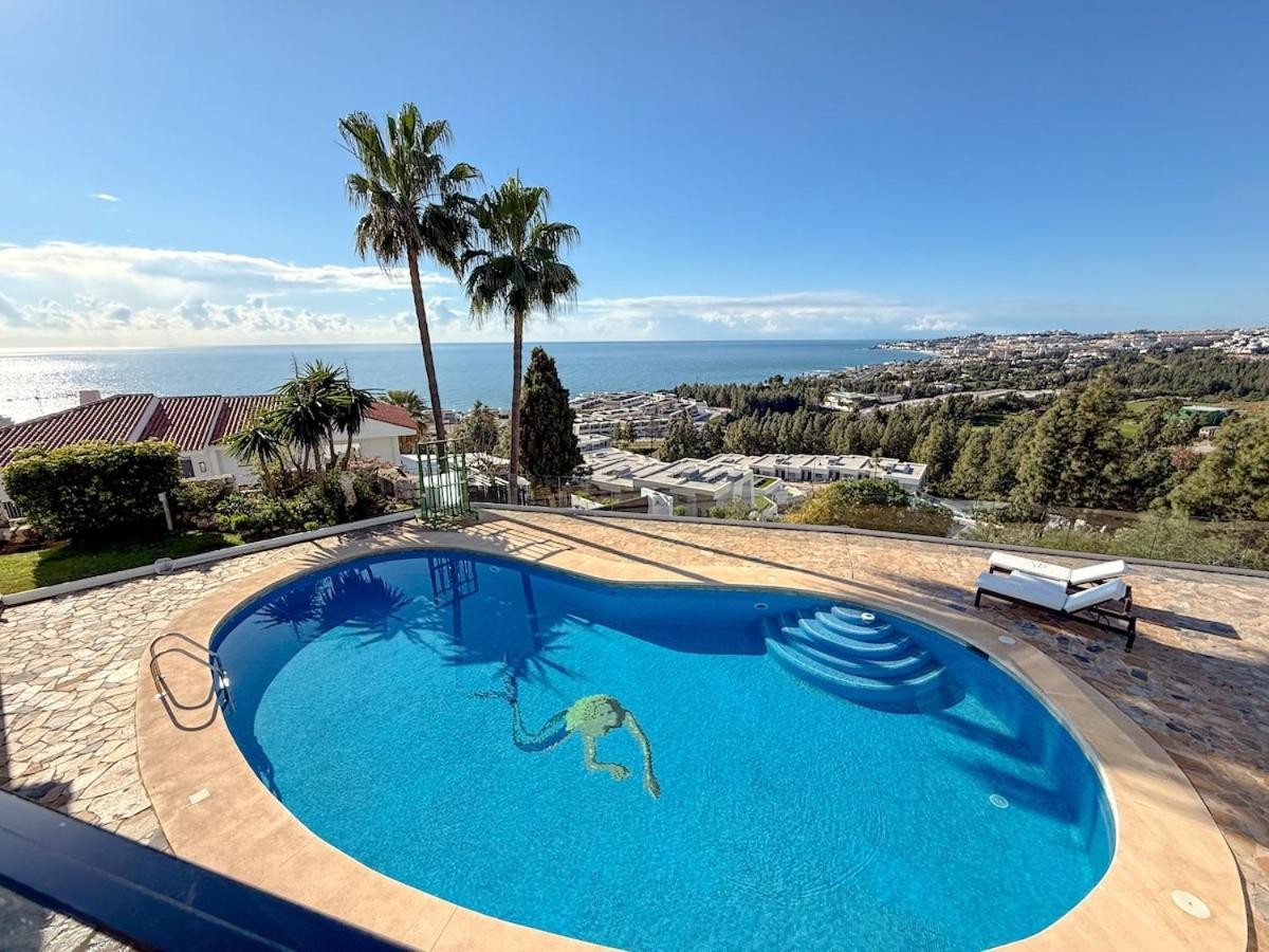 Casa de 4 Dormitorios en venta en Mijas