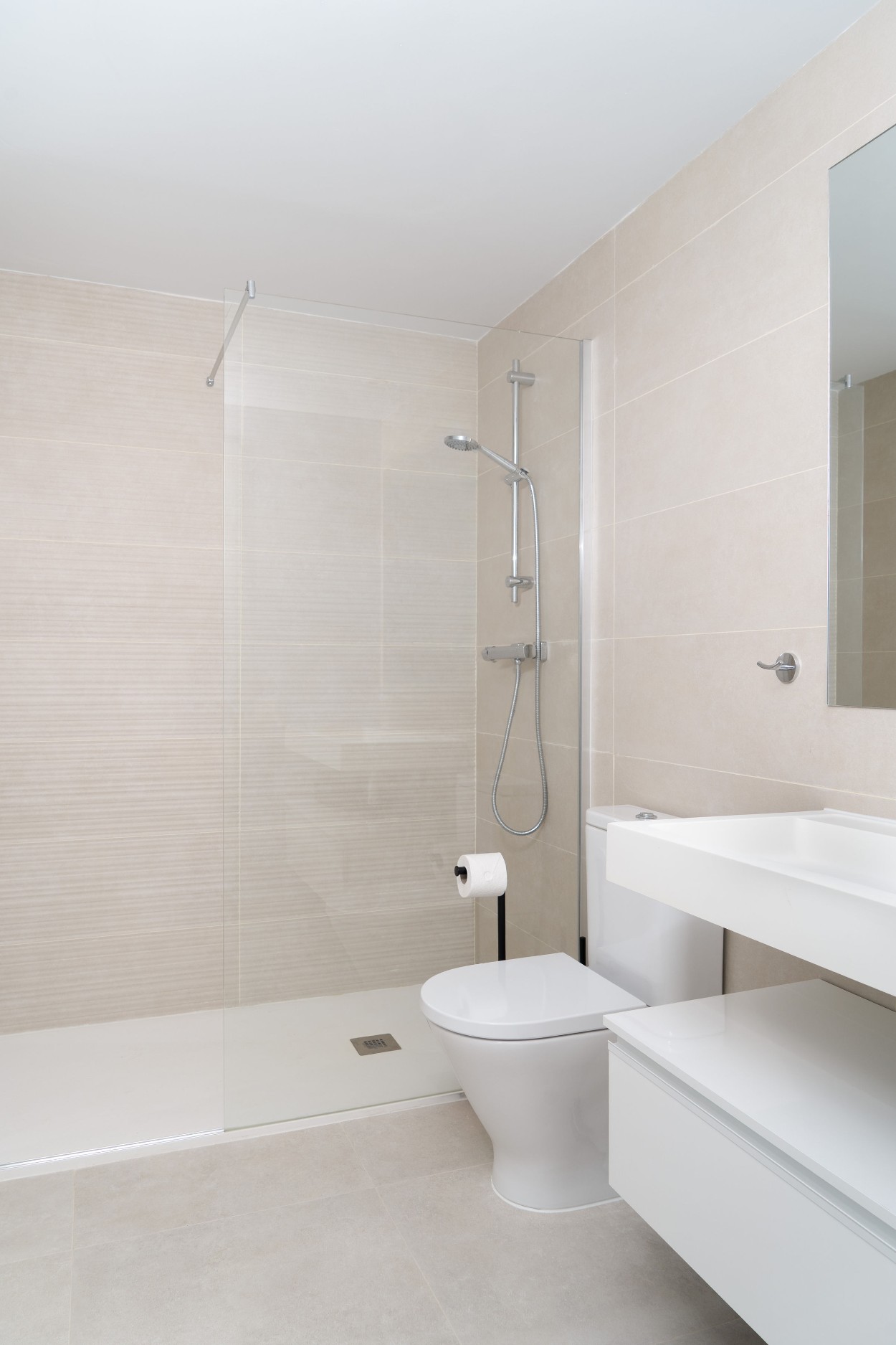 Piso de 2 Dormitorios y 2 Baños en alquiler vacacional en Estepona