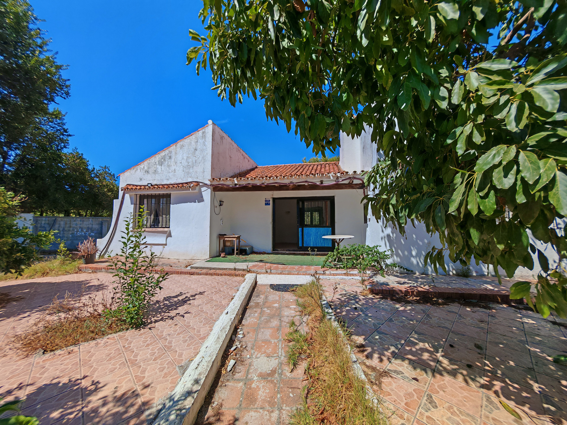 Casa de 2 Dormitorios en venta en Cancelada, Estepona