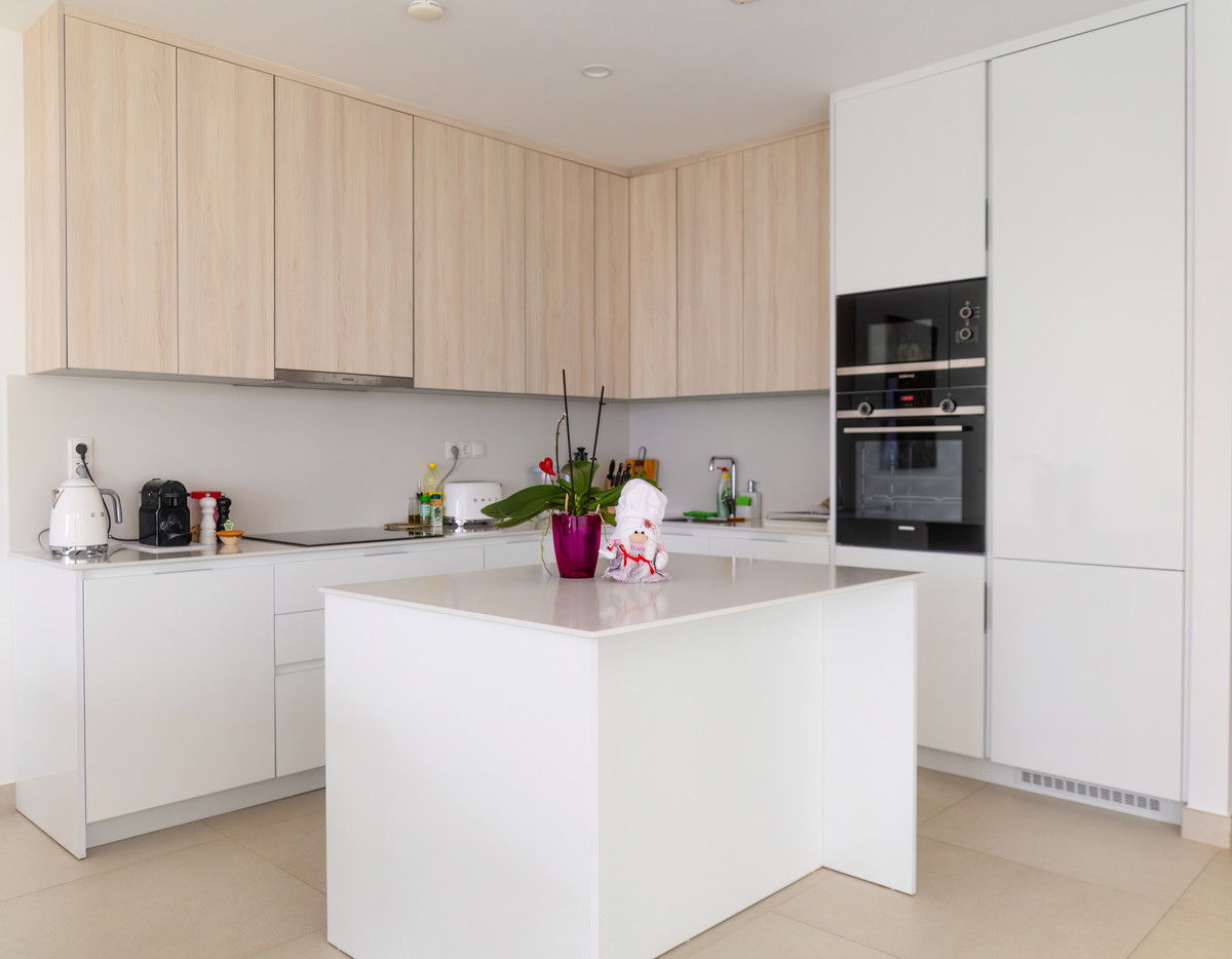 3 спални, 3 бани - Редова къща за продажба в Casares