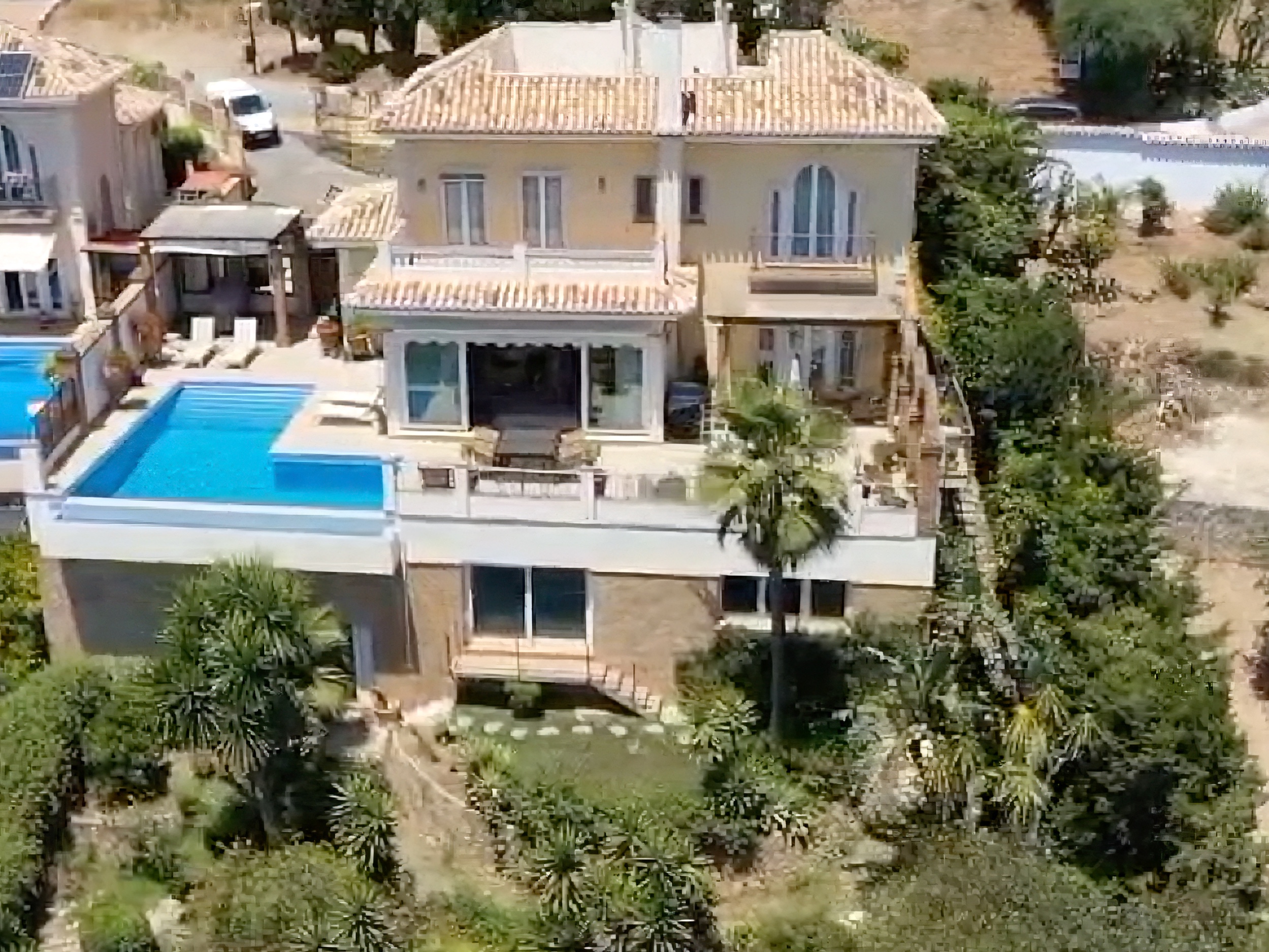 6 Bed, 6 Bath - Villa for Sale in Mijas