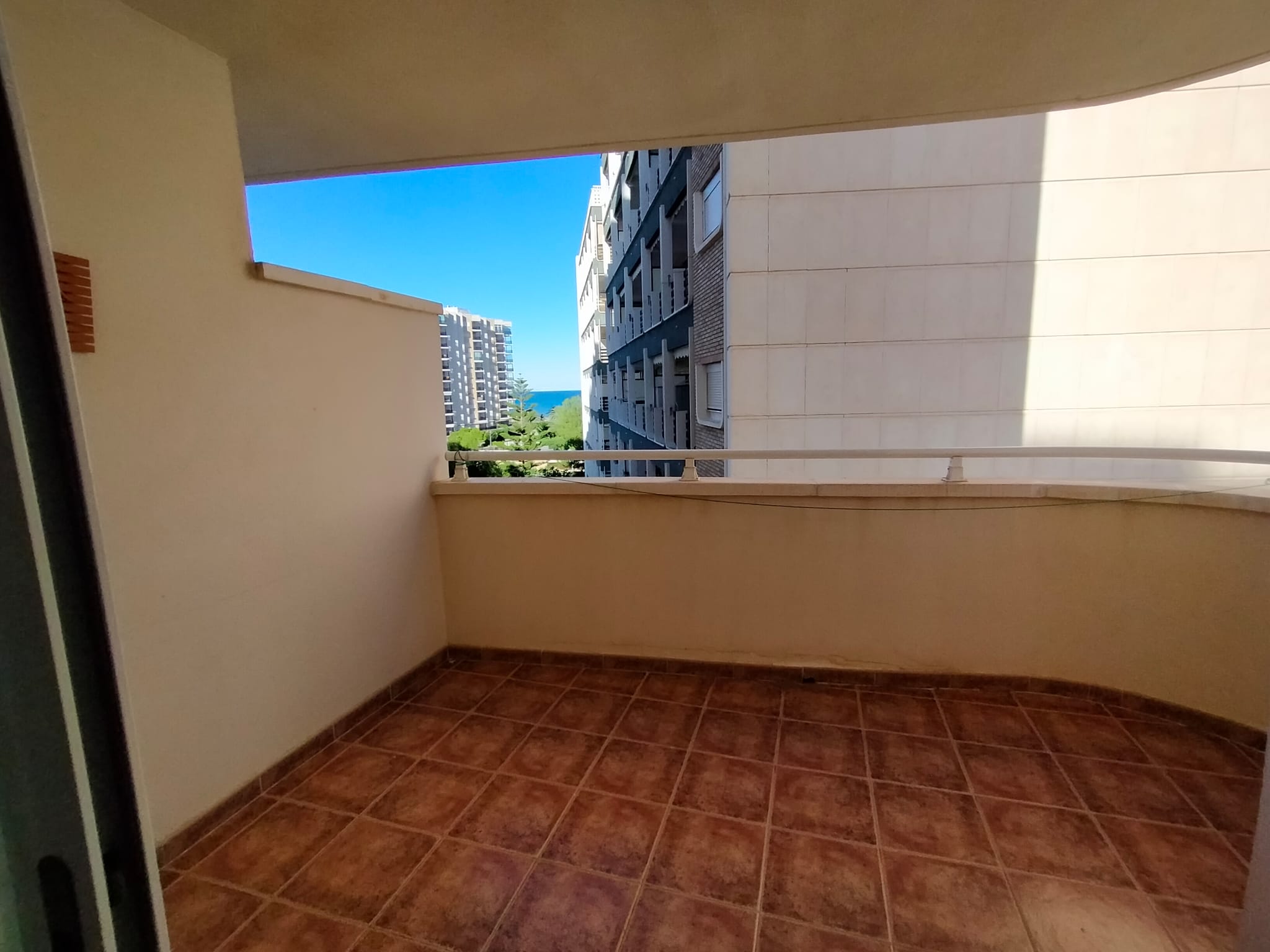 Piso de 3 Dormitorios y 2 Baños en venta en Gandia