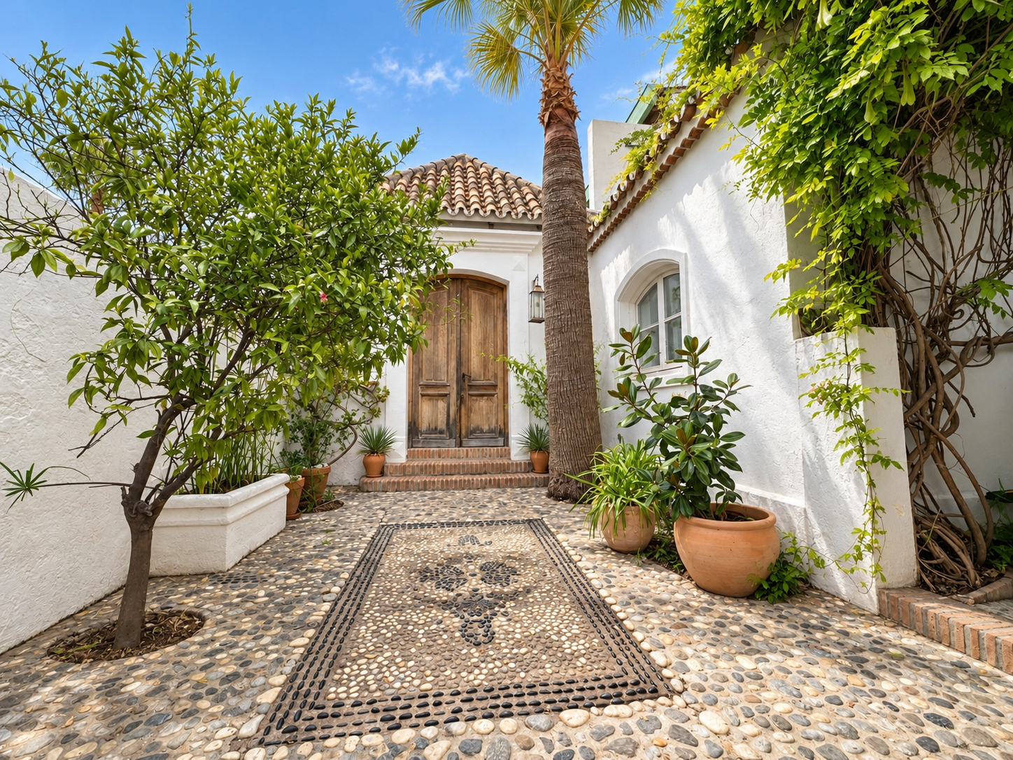 Casa de 4 Dormitorios en venta en Río Real, Marbella
