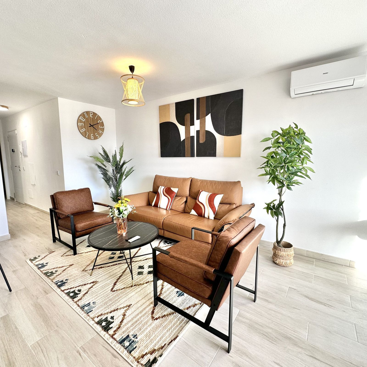 Piso de 2 Dormitorios en venta en Calahonda