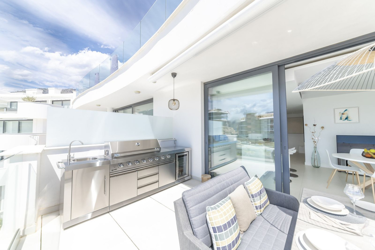 Piso de 2 Dormitorios y 2 Baños en venta en Benalmádena Costa