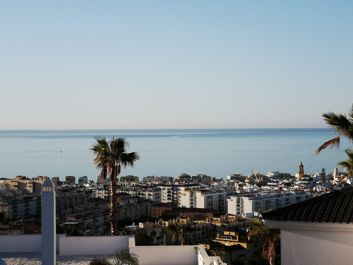 Piso de 3 Dormitorios en venta en Estepona